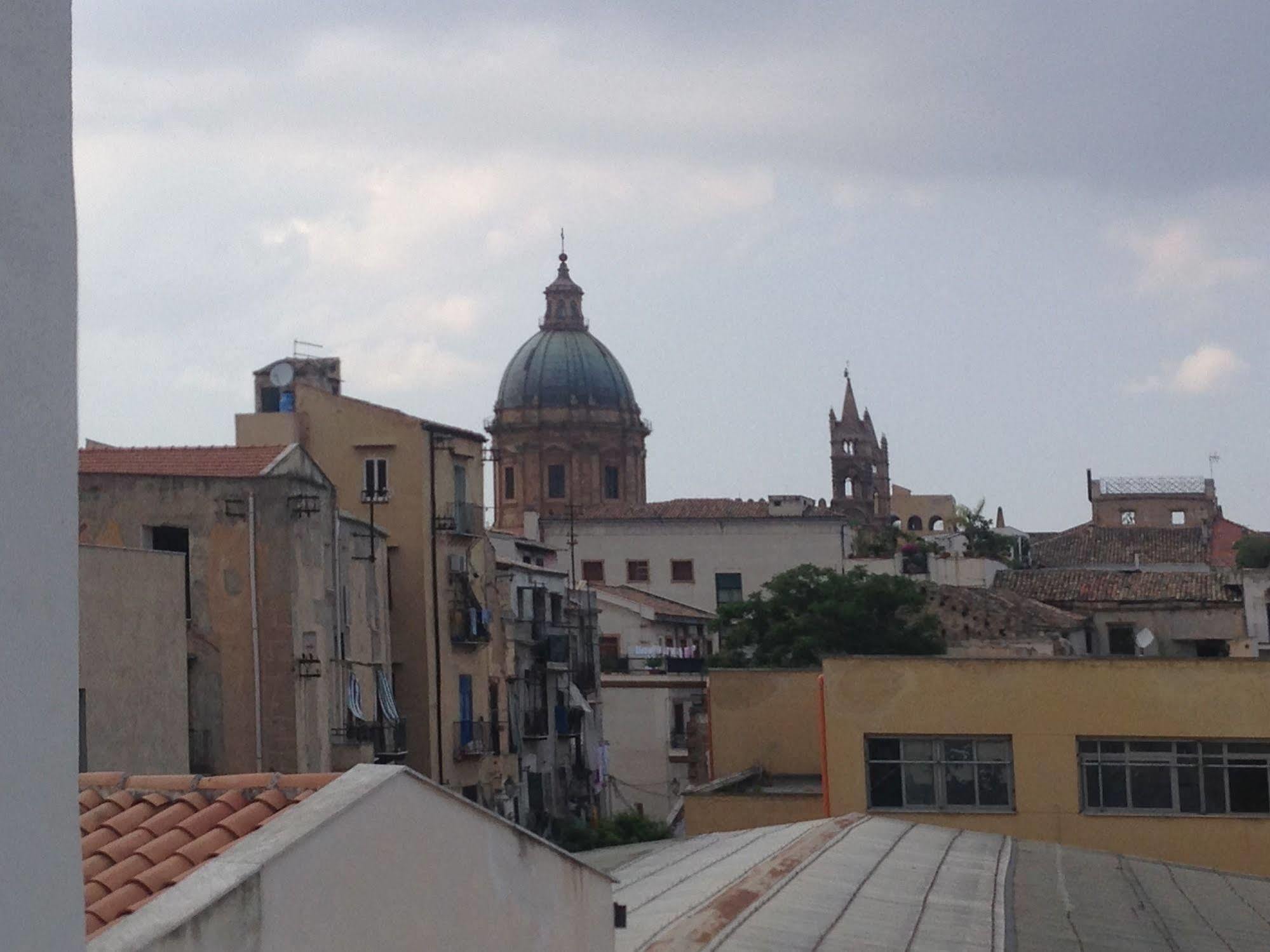 Casa Bellini Apartment Palermo Bagian luar foto